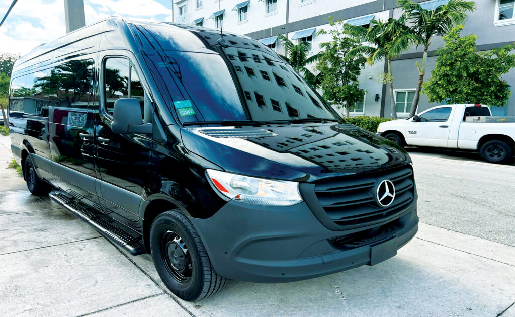 Mercedes Benz Sprinter 2024